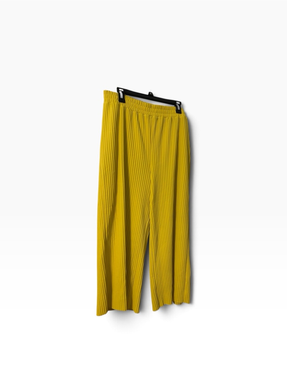 Marc New York Andrew Marc EUC yellow pleated wide-leg cropped pants Sz L